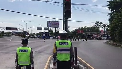 Lalu Lintas Mengheningkan Cipta