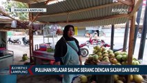 Bawa Sajam Hingga Batu, Puluhan Pelajar Saling Serang.