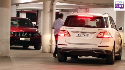 Rajkumar Hirani Spotted At Ritesh Sidhwani’s Residence In Bandra