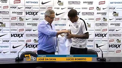 Atacante Leandro chega ao Santos para assumir a camisa de Robinho