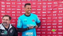 A pedido de Rogério Ceni, Sidão é apresentado no São Paulo