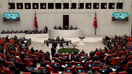 Ali Öztunç, AKP'li Öçal'a "Türkoğlu Kaymakamı, Sayın Vekilimizin Kardeşinin Çiftliğine Jandarmayı Gönderdi Diye Sürgün Edildi" Dedi.