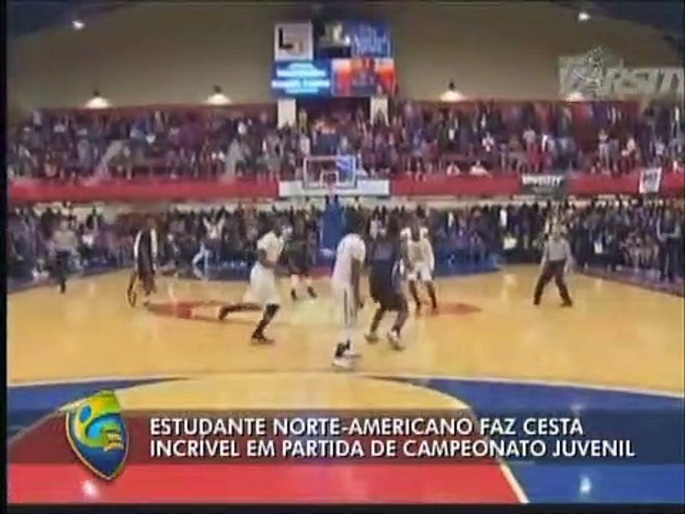 Confira a incrível cesta de um jovem americano...