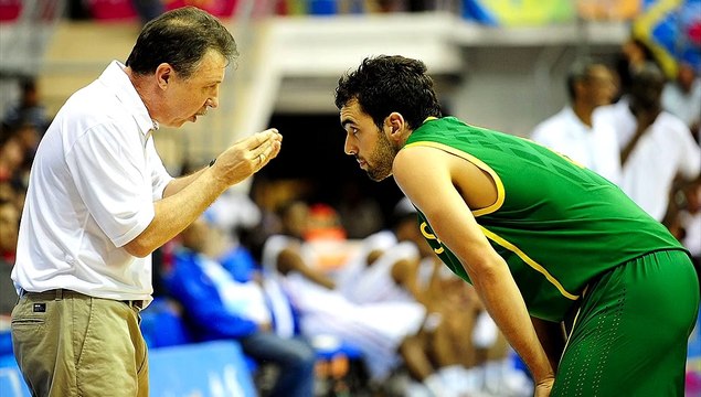 Entrevista com o técnico da seleção brasileira de basquete Rúben Magnano