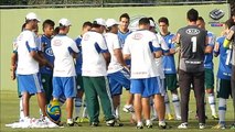 Com desfalques, Palmeiras treina para encarar o Santos