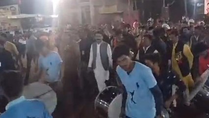 गुना :रात्रिकालीन क्रिकेट टूर्नामेंट का हुआ शुभारंभ,खिलाड़ियों का लोगों ने किया भव्य स्वागत