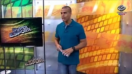 Thiago Oliveira conversa com o skatista Sandro Dias no “Super Lero”
