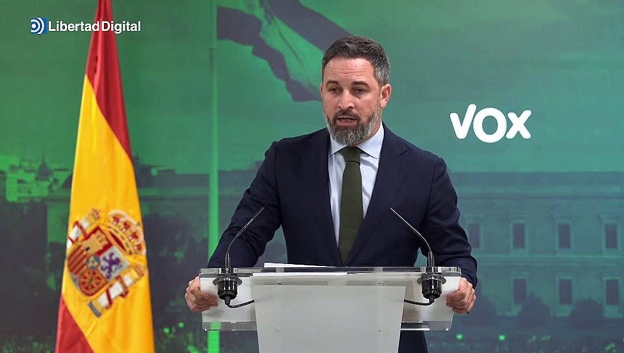 Abascal reta a Feijóo: "A ver si se pone del lado de Sánchez"