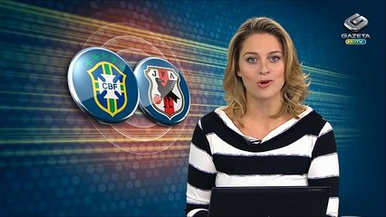 Brasileiros e japoneses jogam futebol juntos na Liberdade