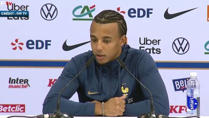 Jules Koundé évoque sa progression au poste de latéral droit