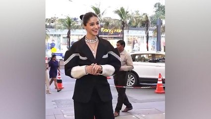 Ananya Pandey Social Media 1 Post Price Reveal, Fans Shocking Reaction Viral|Boldsky*Entertainment