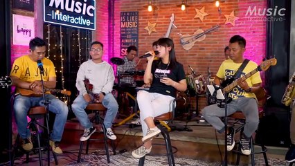 Happy Asmara - Menungso Ora Toto (Official Music Live)