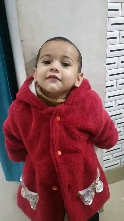 Trishu showing how she will eat maggi-dm