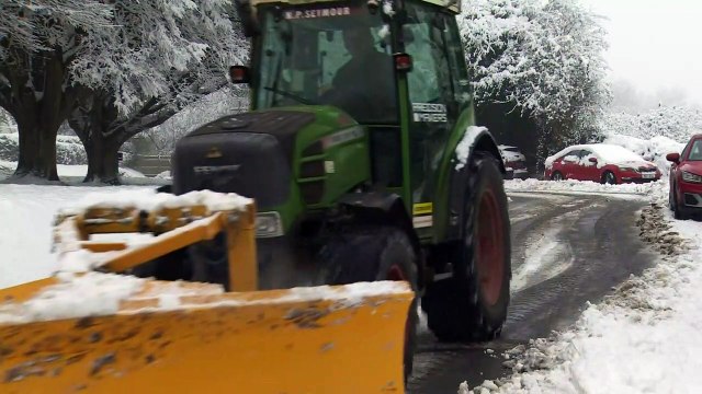Heavy snowfall hits Kent causing widespread disruption
