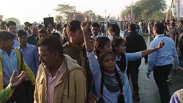 छात्राओं ने सुबह बताई समस्या, शाम को शिक्षक लगाने के आदेश