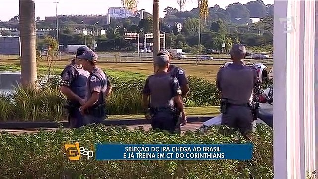 Seleção do Irã chega ao Brasil e já treina em CT do Timão