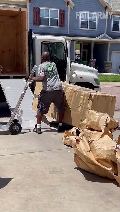 Viral funny video over load