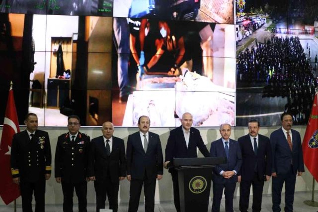 Bakan Soylu "Kökünü Kurutma Operasyonu"na ilişkin konuştu