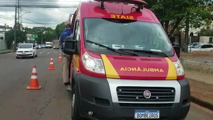 Motociclista fica ferido após colisão com carro no Centro