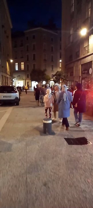Frensh City - Grenoble - Centre Ville - #France #Grenoble #City (47)