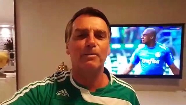 Após título, Jair Bolsonaro manda parabéns para os torcedores palmeirenses