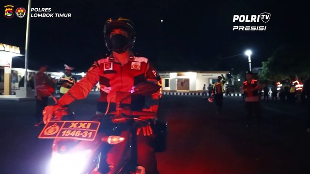 Polres Lombok Timur Lakukan Patroli Blue Light Guna Stabilitas Kamtibmas