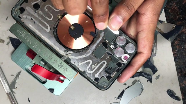 Beginner Guide _ iPhone 11 Pro Max Back Glass Replace - Apple Fix repair 9782181861