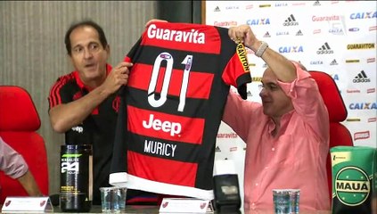 Muricy Ramalho é apresentado como novo técnico do Flamengo