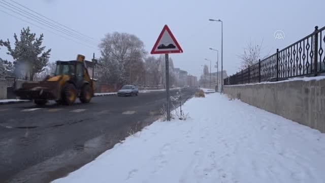 Doğu Anadolu'da kar ve soğuk hava etkili oldu