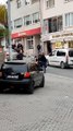 Arnavutköy'de tartıştığı motosikletliyi baltayla tehdit etti