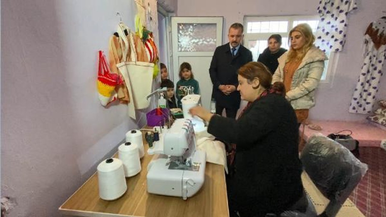 MİDYAT'TA 'MAHALLEMİN TERZİSİ' PROJESİYLE 6 KADINA 600 BİN TL'LİK ATÖLYE