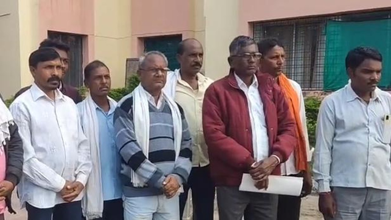 बालाघाट: सरकारी जमीन पर हुआ कब्जा,ग्रामीणों के साथ सरपंच ने खोल दिया मोर्चा