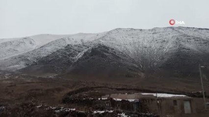 Iğdır'ın yüksek kesimlerinde kar yağışı etkili oluyor