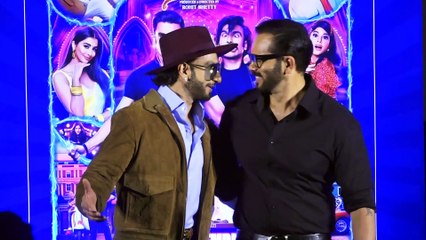 Ranveer Singh rescues child caught in a crowd surge during 'Cirkus' promotion