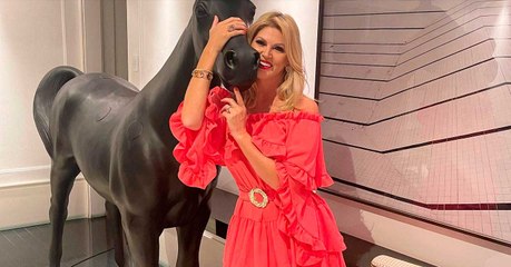 VÍDEO: Val Marchiori mostra “novo brinquedinho” de R$ 1,6 milhão