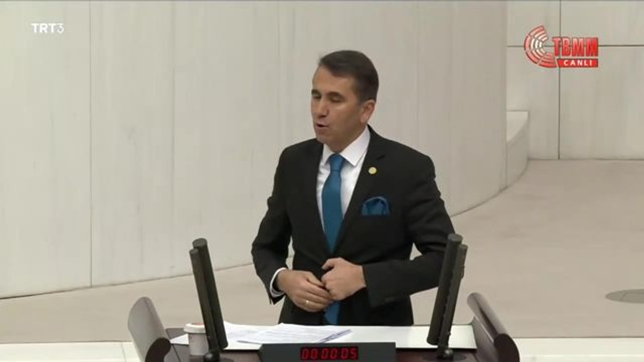 Serkan Topal'dan İktidara Eleştiri: "Siyasi Manevrada, Çark Etmede Ustasınız, Zikzakta Ustasınız"