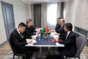 Bakan Çavuşoğlu, Türkmenistanlı mevkidaşı Meredov'la görüştü