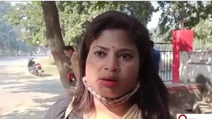 मऊ: बेटी पैदा होने पर पति ने पत्नी का छोड़ा साथ, पति और सास करते है मारपीट