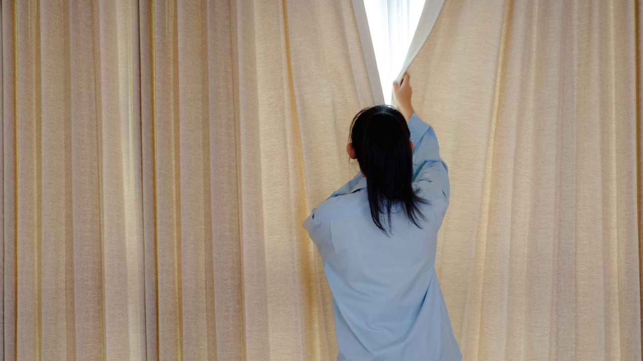 Mit Gardinen Heizkosten sparen? So funktioniert der Vorhang-Trick!