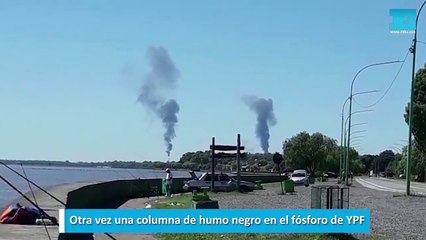 Otra vez una columna de humo negro en el fósforo de YPF