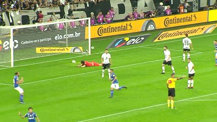 Veja o gol de Robinho contra o Corinthians