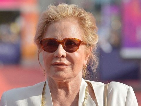 Sylvie Vartan réagit après les nombreux passages en plateau télé de Laeticia Hallyday !