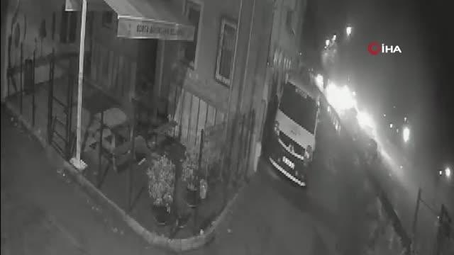 Kahreden tesadüf... Görüntü çektiği yerde 12 saat sonra kazada otomobili ikiye bölündü, hayatını kaybetti