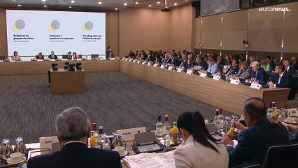 Conferência internacional de apoio à Ucrânia angaria mil milhões