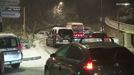 Christmas cold snap: Travel chaos as Northern Europe braces for further freezing conditions