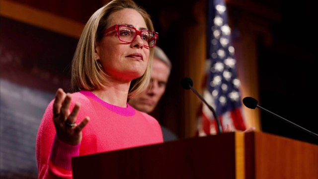 Arizona Senator Sinema Shakes Up the Senate With Switch to Independent