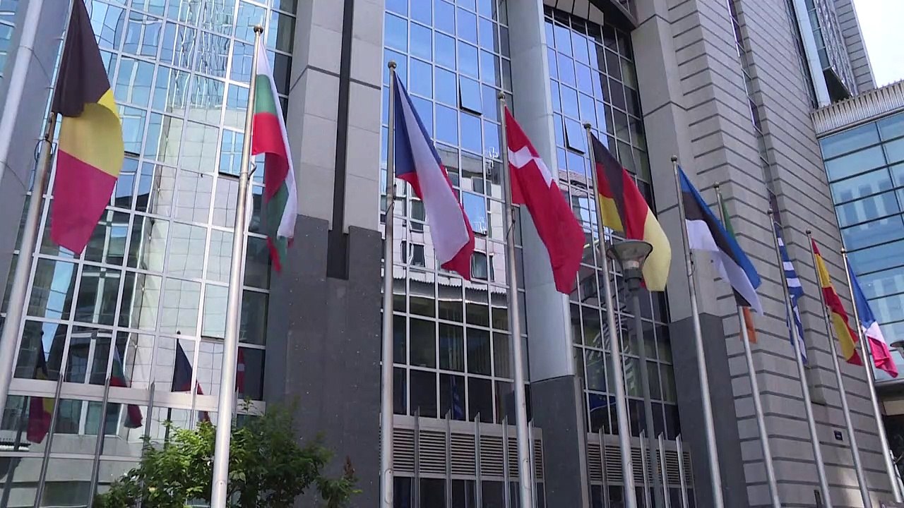 Korruptionsskandal: Ermittler durchsuchen Räume im EU-Parlament