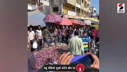 બારડોલીના ખેડૂતે 800 કિલો રીંગણ બજારમાં મફતમાં વેચ્યા