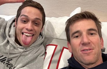 ピート・デヴィッドソン、元NFL選手とインスタのジョイントアカウントを開設