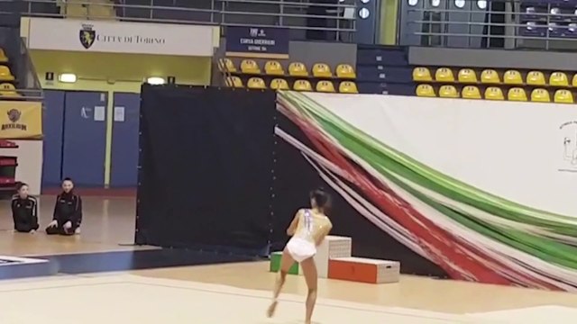 Scandalo ritmica, parla il padre di una ex ginnasta: Denunciai gli abusi ma indagarono su di me